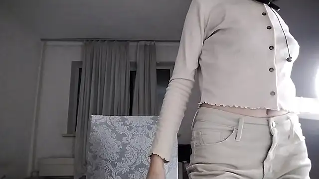 Lyndasilk online show from 19, 11, 2025