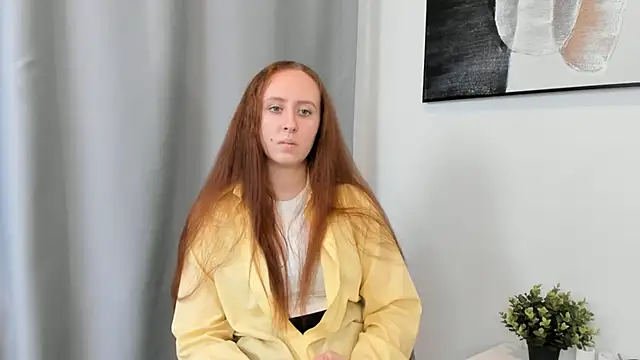 Snapshot of IngridCothron chatting on 12, 10, 2025 IngridCothron online show from 12, 10, 2025