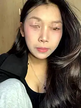 linh-lan1 online show from 12, 1, 2026