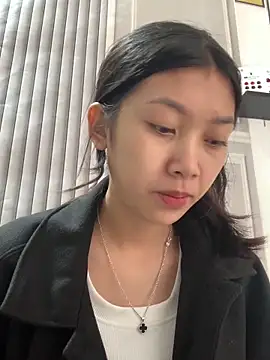 linh-lan1 online show from 16, 1, 2026