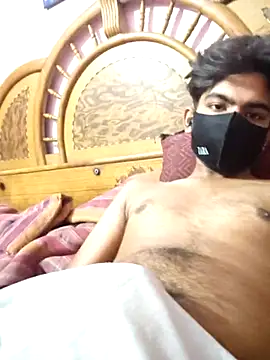 Snapshot of delhi__man_1 chatting on 11, 10, 2025 delhi man 1 online show from 11, 10, 2025
