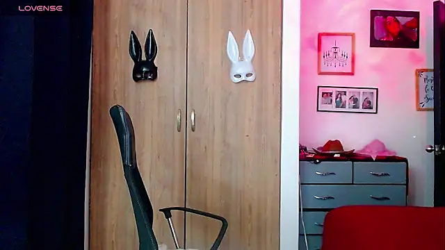 Sofiabigcock22 online show from 18, 12, 2025