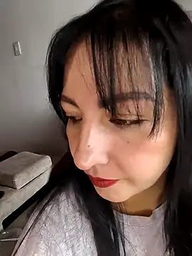 kitten25-hott online show from 19, 10, 2025