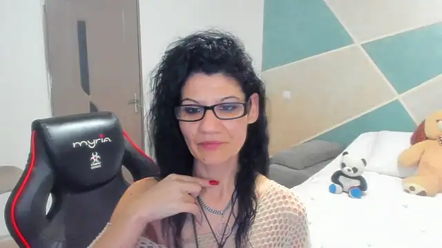 SweetSin40 online show from 3, 4, 2026