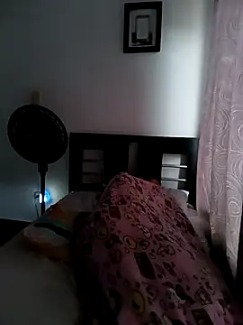 Snapshot of Ruberga20 chatting on 22, 11, 2025 Ruberga20 online show from 22, 11, 2025