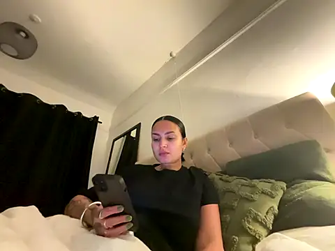 sexygoddessjessy online show from 8, 1, 2026