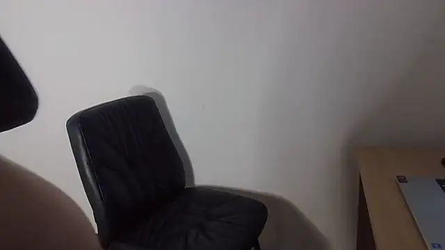 Miss-85 online show from 11, 11, 2025