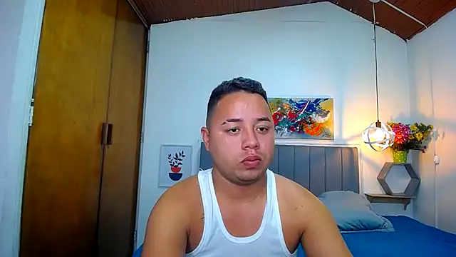 Snapshot of Brian_m5 chatting on 15, 10, 2025 Brian m5 online show from 15, 10, 2025
