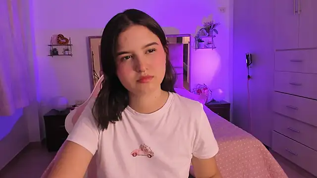 MIACUTEE  online show from 2, 3, 2026