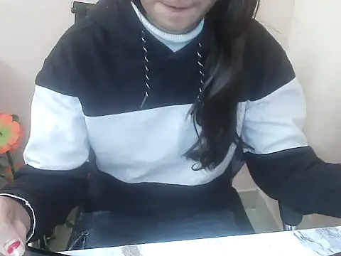 notty heena online show from 4, 12, 2025