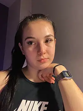 Snapshot of Polly29332 chatting on 12, 10, 2025 Polly29332 online show from 12, 10, 2025