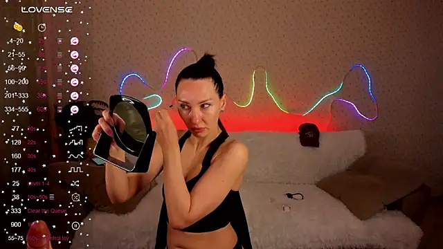 Lilith Sora online show from 13, 3, 2026