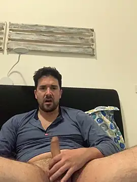 Snapshot of ReDiBastoni90 chatting on 7, 5, 2026 ReDiBastoni90 online show from 7, 5, 2026