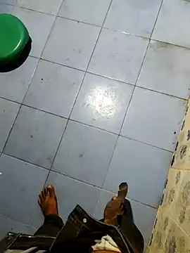 Snapshot of incestmom chatting on 27, 10, 2025 incestmom online show from 27, 10, 2025