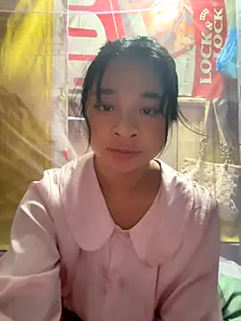 Linh-xxx online show from 15, 10, 2025