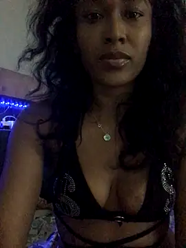 Snapshot of Milanxoxo1 chatting on 13, 10, 2025 Milanxoxo1 online show from 13, 10, 2025