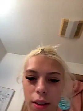 itspinkkk online show from 26, 10, 2025