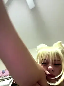 itspinkkk online show from 4, 11, 2025