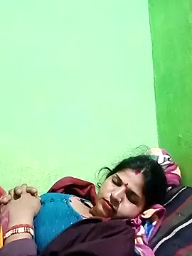 Karishma cute online show from 29, 11, 2025