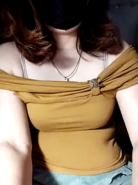 YiyinLy online show from 31, 10, 2025