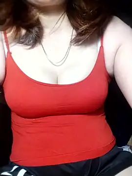 YiyinLy online show from 14, 11, 2025