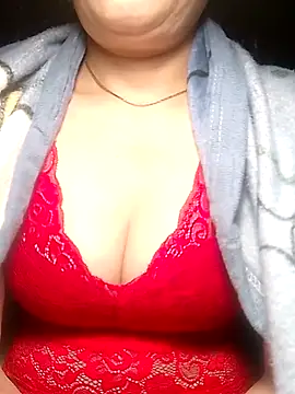 YiyinLy online show from 11, 3, 2026