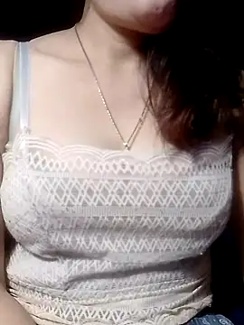 YiyinLy online show from 21, 3, 2026