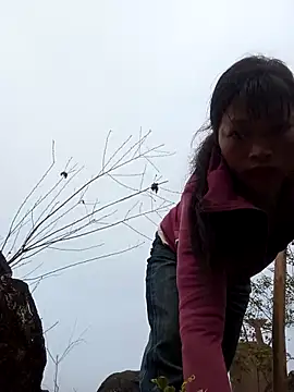 siusiu-00 online show from 4, 12, 2025