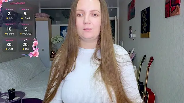Snapshot of Amy__Leee_ chatting on 20, 10, 2025 Amy Leee online show from 20, 10, 2025