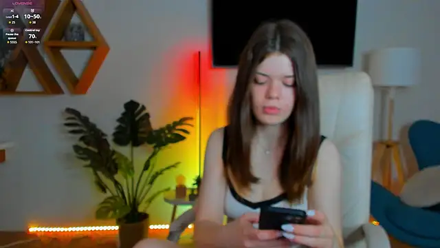 Hot  Tiny online show from 4, 3, 2026