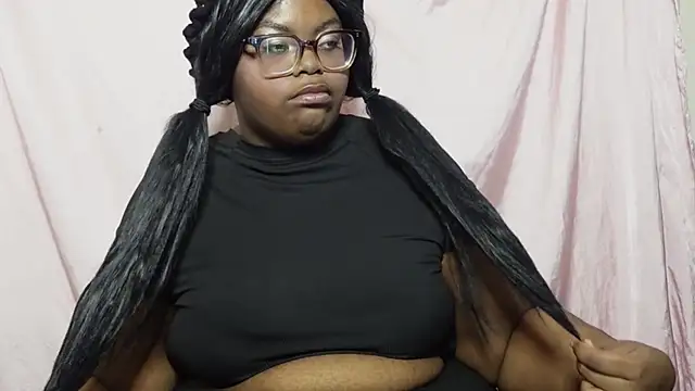 Snapshot of TheChubbySiren chatting on 14, 5, 2026 TheChubbySiren online show from 14, 5, 2026