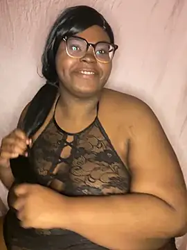Snapshot of TheChubbySiren chatting on 17, 5, 2026 TheChubbySiren online show from 17, 5, 2026