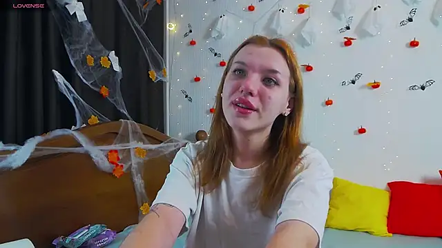 MeganNewCat online show from 5, 11, 2025