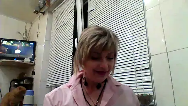 Snapshot of Lia_Ray chatting on 14, 10, 2025 Lia Ray online show from 14, 10, 2025