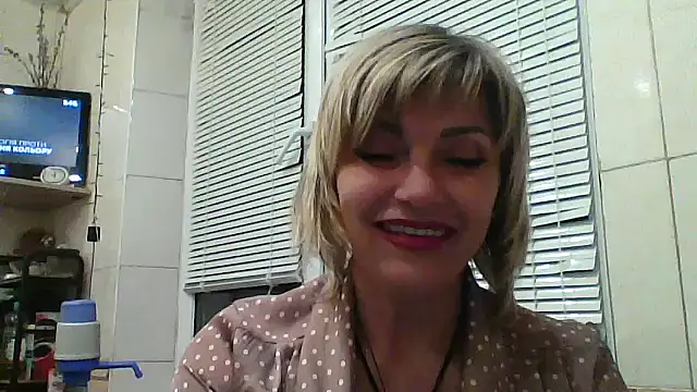 Snapshot of Lia_Ray chatting on 15, 10, 2025 Lia Ray online show from 15, 10, 2025