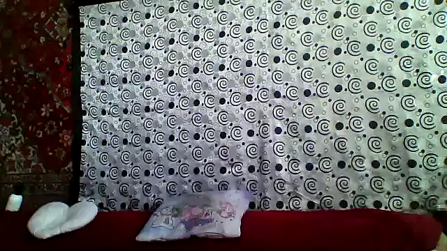 Snapshot of Lia_Ray chatting on 24, 10, 2025 Lia Ray online show from 24, 10, 2025