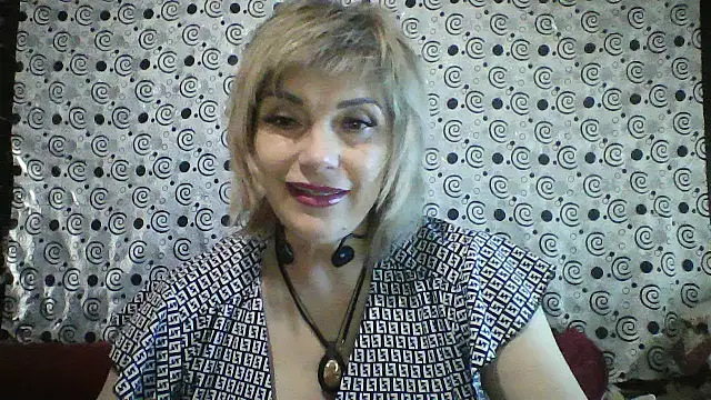 Snapshot of Lia_Ray chatting on 27, 10, 2025 Lia Ray online show from 27, 10, 2025