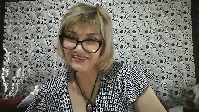 Snapshot of Lia_Ray chatting on 29, 10, 2025 Lia Ray online show from 29, 10, 2025