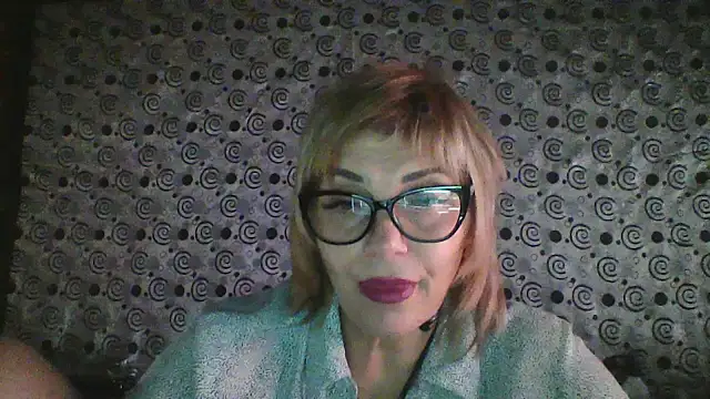 Snapshot of Lia_Ray chatting on 18, 11, 2025 Lia Ray online show from 18, 11, 2025