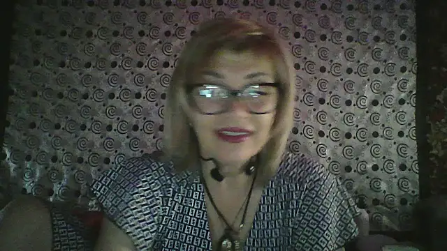 Snapshot of Lia_Ray chatting on 20, 11, 2025 Lia Ray online show from 20, 11, 2025