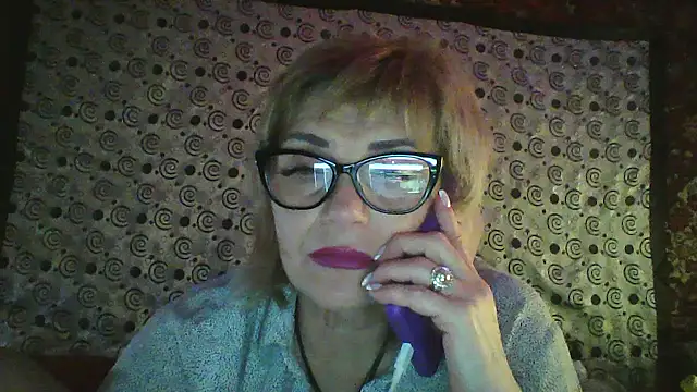 Snapshot of Lia_Ray chatting on 22, 11, 2025 Lia Ray online show from 22, 11, 2025