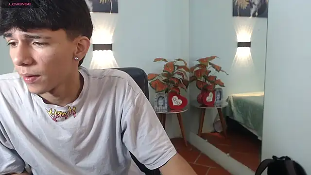 AmethystShadow17 online show from 8, 11, 2025