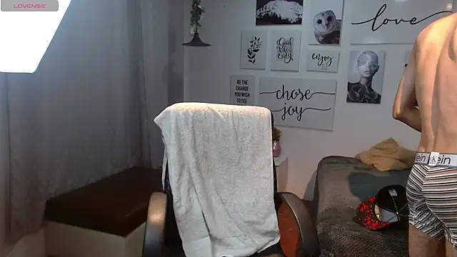 AmethystShadow17 online show from 21, 11, 2025