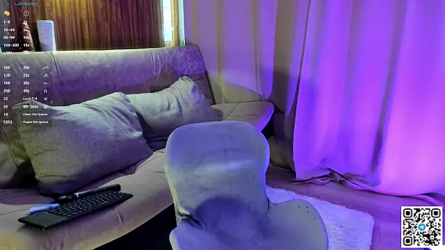 Logan mett online show from 6, 4, 2026