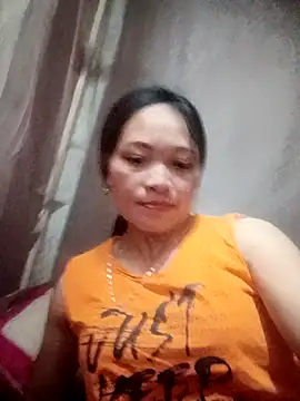 Snapshot of huhu-sexxy chatting on 8, 11, 2025 huhu-sexxy online show from 8, 11, 2025