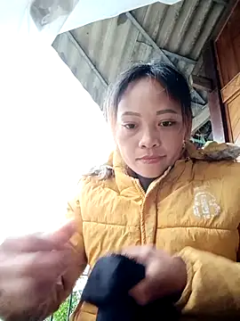 Snapshot of huhu-sexxy chatting on 18, 11, 2025 huhu-sexxy online show from 18, 11, 2025