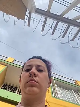 Zoe fire online show from 27, 10, 2025