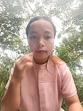 Snapshot of Nguyet2k4 chatting on 7, 11, 2025 Nguyet2k4 online show from 7, 11, 2025