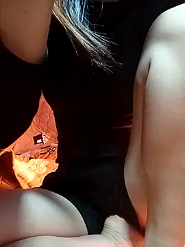 Snapshot of -Kem-01 chatting on 26, 11, 2025 -Kem-01 online show from 26, 11, 2025