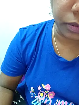 Snapshot of Tamil_Ponnu_Riya chatting on 9, 5, 2026 Tamil Ponnu Riya online show from 9, 5, 2026